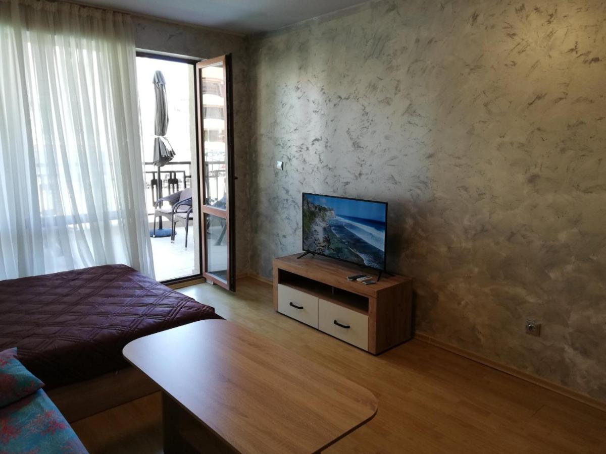 Lovely Studio In A Complex With A Pool By Flat Mаnаger Święty Włas Zewnętrze zdjęcie