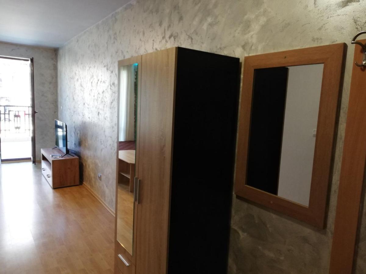 Lovely Studio In A Complex With A Pool By Flat Mаnаger Święty Włas Zewnętrze zdjęcie