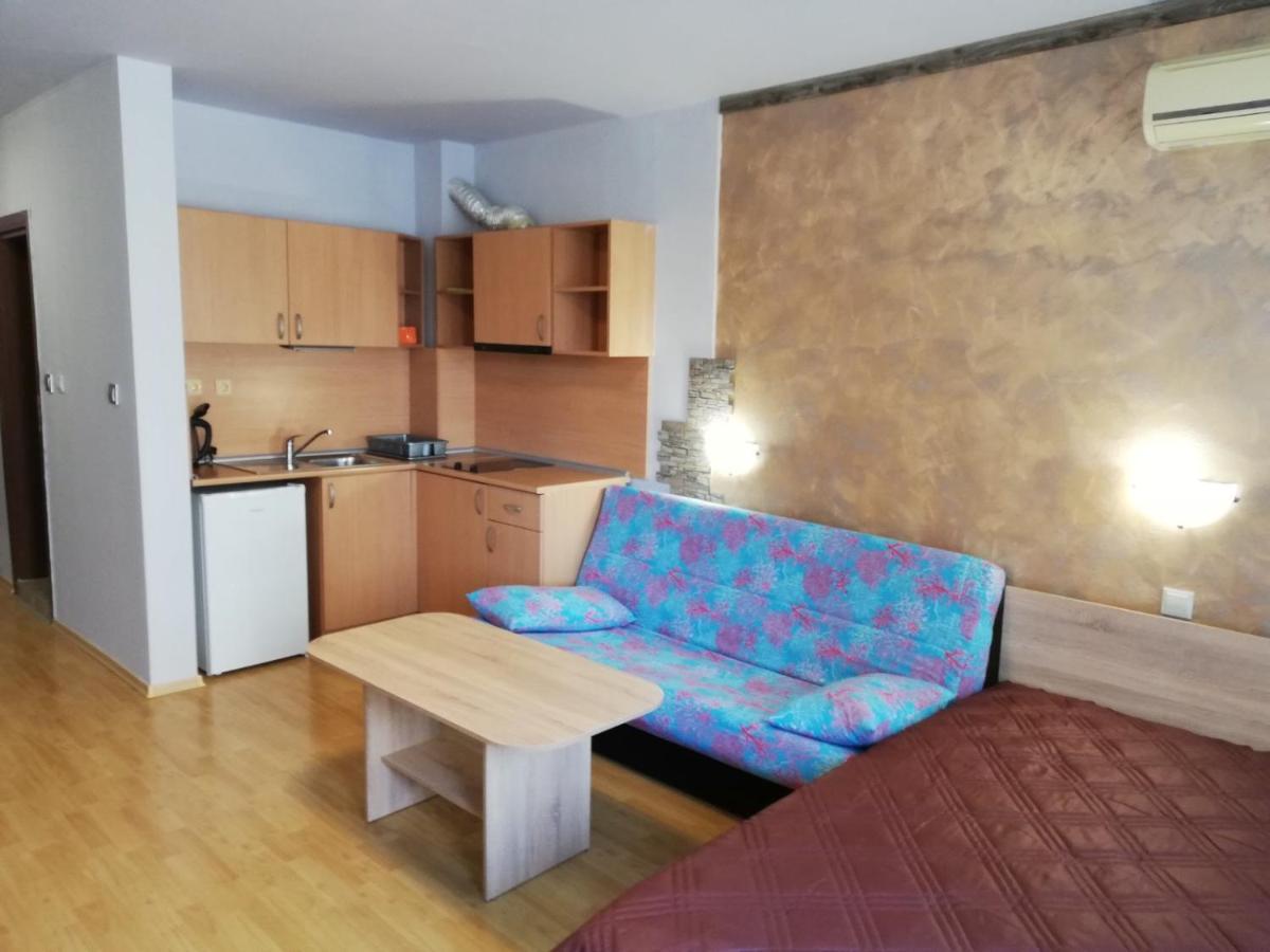 Lovely Studio In A Complex With A Pool By Flat Mаnаger Święty Włas Zewnętrze zdjęcie